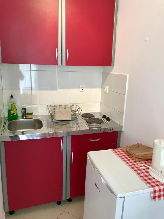 Apartment Ally Цриквеница Экстерьер фото