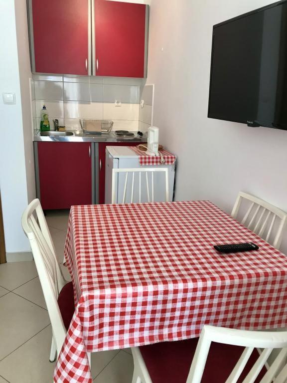 Apartment Ally Цриквеница Экстерьер фото